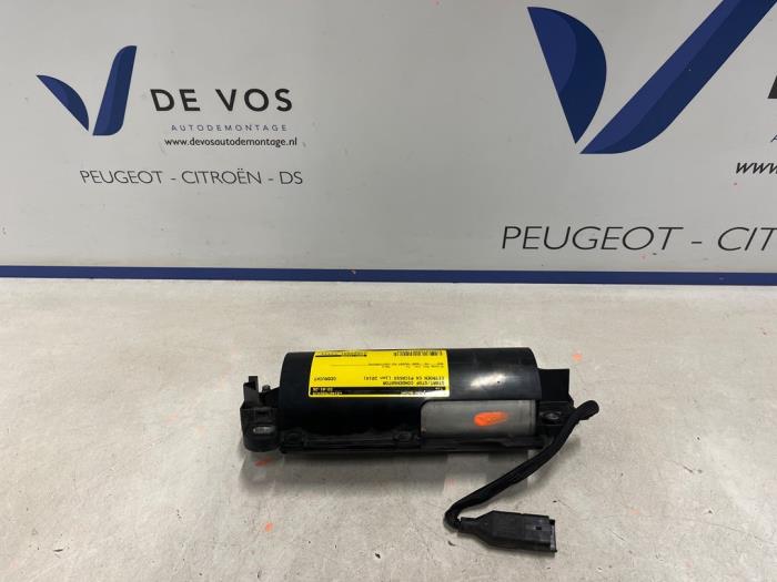 Gebruikte Start/stop condensator Citroen C4 Picasso (3D/3E) 1.6 e-HDi 115 Prijs € 70,00 Margeregeling aangeboden door De Vos Onderdelen