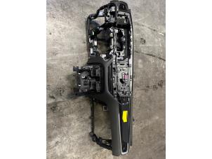 Gebruikte Dashboard Opel Grandland (X) 1.6 Turbo 16V Hybrid Prijs € 750,00 Margeregeling aangeboden door De Vos Onderdelen