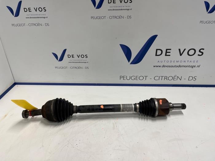 Gebruikte Steekas links-voor Peugeot Expert (V1/VA/VB/VE/VF/VT/VY) 1.5 BlueHDi 100 Prijs € 200,00 Margeregeling aangeboden door De Vos Onderdelen