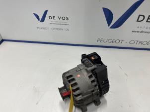 Gebruikte Dynamo Citroen Jumpy 2.0 Blue HDI 180 Prijs € 450,00 Margeregeling aangeboden door De Vos Onderdelen