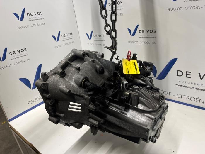 Gebruikte Versnellingsbak Citroen Jumpy 2.0 Blue HDI 120 Prijs € 1.633,50 Inclusief btw aangeboden door De Vos Onderdelen