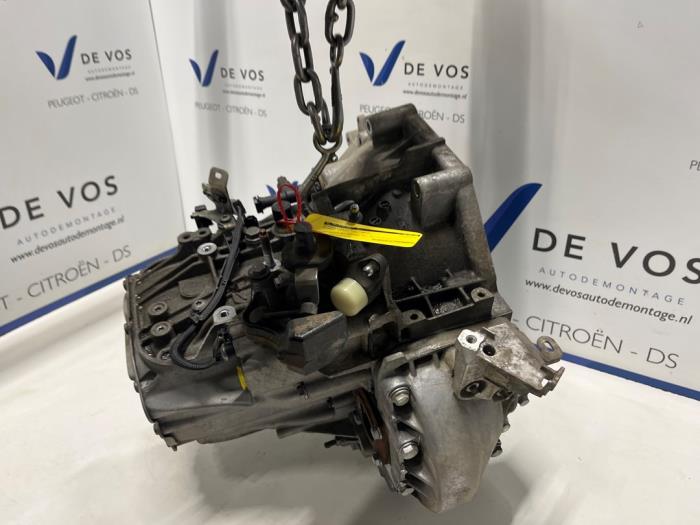 Gebruikte Versnellingsbak Peugeot Expert (V1/VA/VB/VE/VF/VT/VY) 2.0 Blue HDi 120 16V Prijs € 1.391,50 Inclusief btw aangeboden door De Vos Onderdelen
