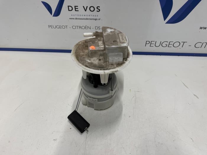 Gebruikte Tank element Pomp Citroen Berlingo 1.2 12V PureTech 110 Prijs € 160,00 Margeregeling aangeboden door De Vos Onderdelen