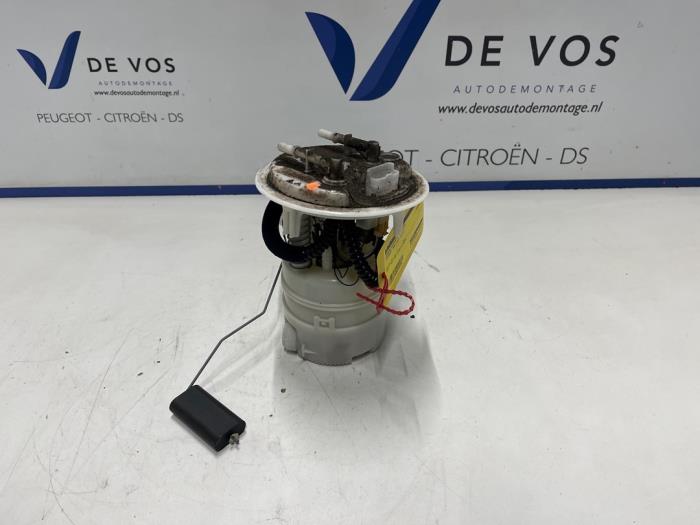 Gebruikte Tank element Pomp Peugeot 308 (4A/C) 1.6 16V GTI Prijs € 70,00 Margeregeling aangeboden door De Vos Onderdelen