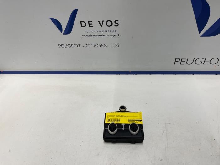 Gebruikte Module (diversen) Opel Astra L (F3/FB/FM/FP) 1.2 Turbo 110 12V Prijs € 30,00 Margeregeling aangeboden door De Vos Onderdelen