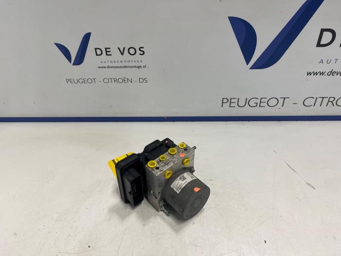 Gebruikte ABS Pomp Citroen Jumpy 1.5 Blue HDi 100 Prijs € 350,00 Margeregeling aangeboden door De Vos Onderdelen