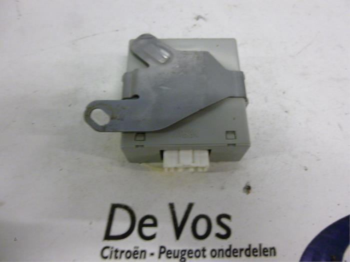 Computer Diversen van een Citroën C-Crosser 2.2 HDiF 16V 2008