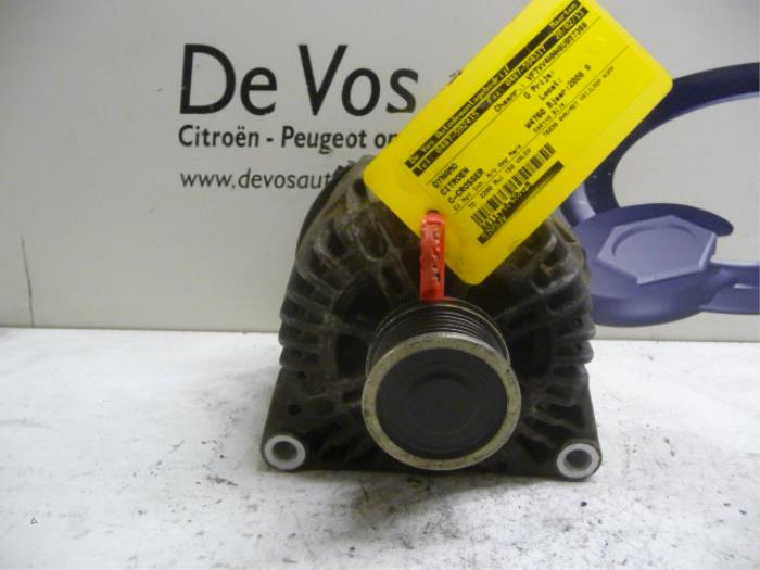 Gebruikte Dynamo Citroen C-Crosser 2.2 HDiF 16V Prijs € 100,00 Margeregeling aangeboden door De Vos Onderdelen
