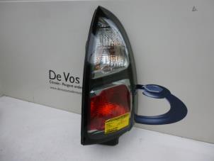 Gebruikte Achterlicht rechts Citroen C3 Picasso (SH) 1.6 HDi 90 Prijs € 35,00 Margeregeling aangeboden door De Vos Autodemontagebedrijf