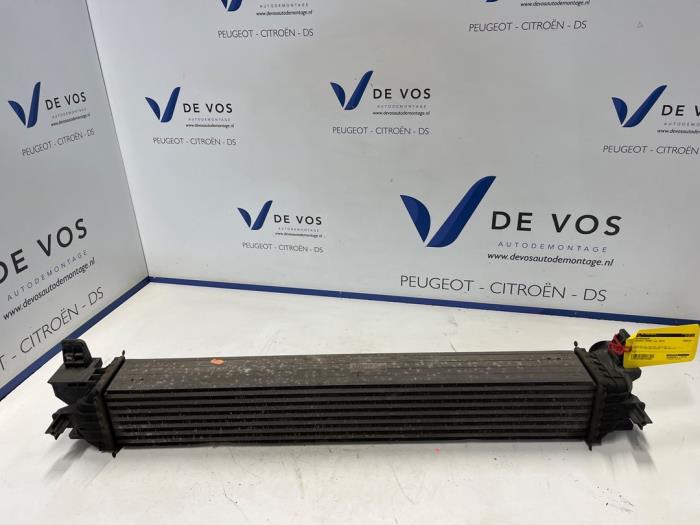 Gebruikte Intercooler Peugeot Boxer (U9) 2.0 BlueHDi 160 Prijs € 250,00 Margeregeling aangeboden door De Vos Onderdelen