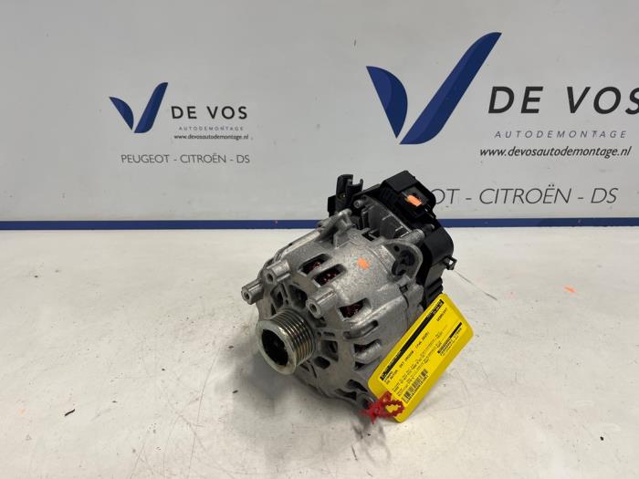 Gebruikte Dynamo DS Automobiles DS 7 1.6 16V E-Tense 300 4x4 Prijs € 450,00 Margeregeling aangeboden door De Vos Onderdelen