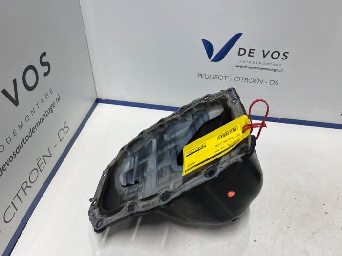 Gebruikte Carterpan Peugeot 107 1.0 12V Prijs € 70,00 Margeregeling aangeboden door De Vos Onderdelen