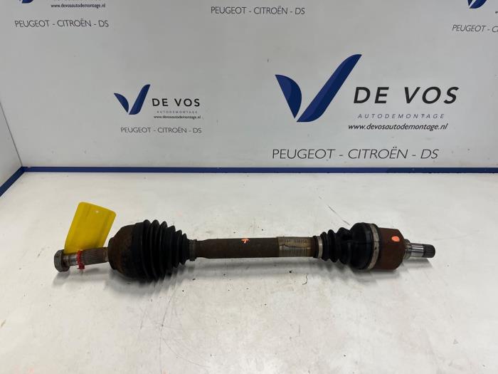 Usados Aandrijfas links-voor Peugeot 508 (8D) 1.6 THP 16V Precio € 70,00 Norma de margen ofrecido por De Vos Onderdelen