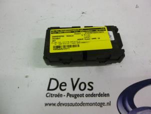 Gebruikte Module bandenspanning Peugeot 307 Prijs € 35,00 Margeregeling aangeboden door De Vos Autodemontagebedrijf