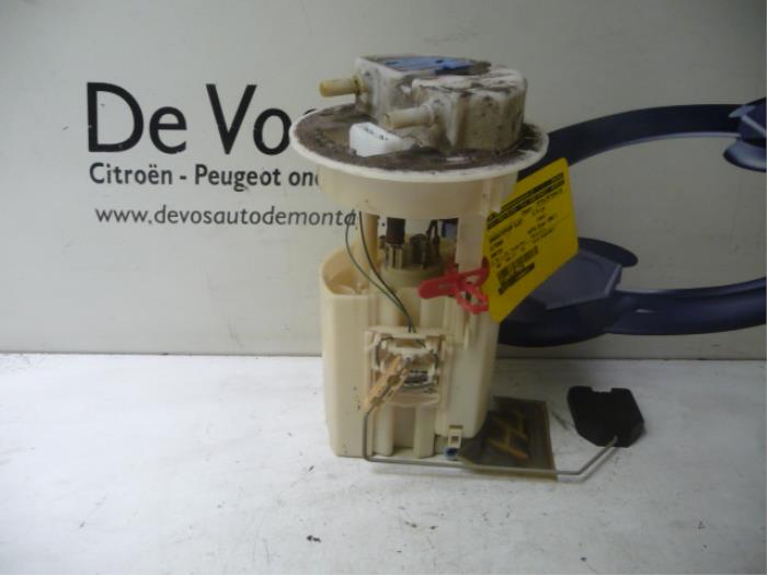 Gebruikte Tank element Pomp Citroen Xantia (X2/X7) 1.8i Prijs € 45,00 Margeregeling aangeboden door De Vos Onderdelen