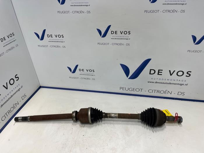 Gebruikte Steekas rechts-voor Peugeot Expert (G9) 2.0 HDiF 16V 130 4x4 Prijs € 100,00 Margeregeling aangeboden door De Vos Onderdelen
