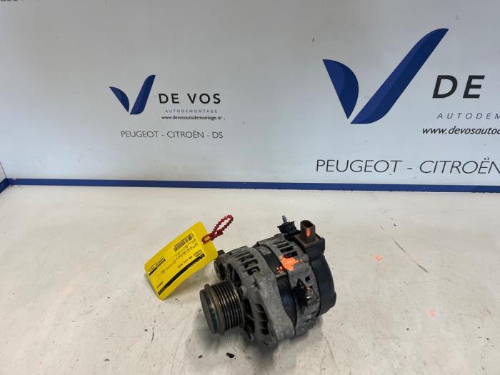 Gebruikte Dynamo Peugeot 108 1.0 12V VVT-i Prijs € 70,00 Margeregeling aangeboden door De Vos Onderdelen