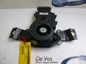 Gebruikte Diversen Peugeot 308 CC (4B) 2.0 HDi 16V Euro 5 FAP Prijs € 135,00 Margeregeling aangeboden door De Vos Onderdelen