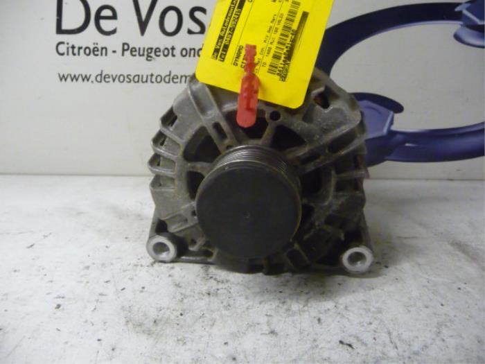 Gebruikte Dynamo Citroen C3 (SC) 1.4 HDi Prijs € 100,00 Margeregeling aangeboden door De Vos Onderdelen