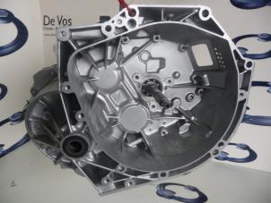 Gebruikte Versnellingsbak Peugeot 3008 I (0U/HU) 1.6 HDiF 16V Prijs € 1.150,00 Margeregeling aangeboden door De Vos Autodemontagebedrijf