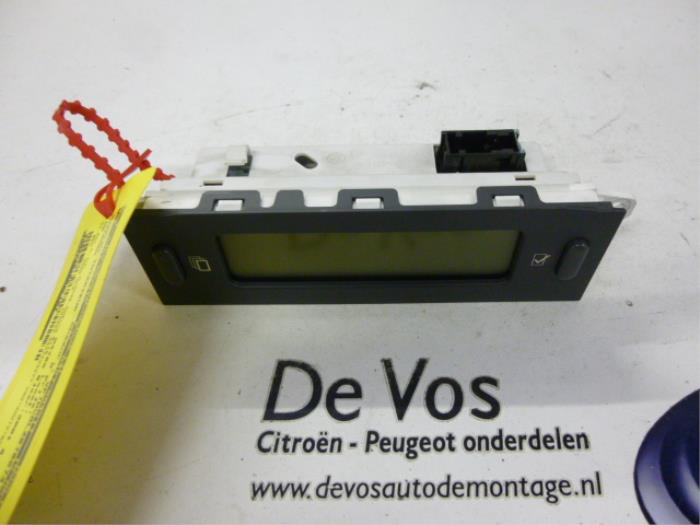 Gebruikte Display Interieur Citroen C5 I Berline (DC) 2.0 HPI 16V Prijs € 55,00 Margeregeling aangeboden door De Vos Onderdelen