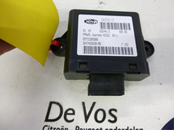 Gebruikte Computer Diversen Peugeot 407 (6D) 2.0 HDiF 16V Prijs € 45,00 Margeregeling aangeboden door De Vos Onderdelen