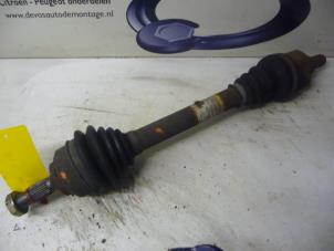 Gebruikte Steekas links-voor Citroen C4 Berline (LC) 1.6 16V Prijs € 70,00 Margeregeling aangeboden door De Vos Onderdelen