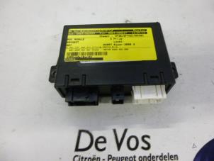 Gebruikte PDC Module Peugeot 407 (6C/J) 2.2 16V Prijs € 70,00 Margeregeling aangeboden door De Vos Onderdelen