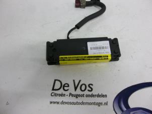 Gebruikte Antenne Citroen C6 Prijs € 25,00 Margeregeling aangeboden door De Vos Autodemontagebedrijf