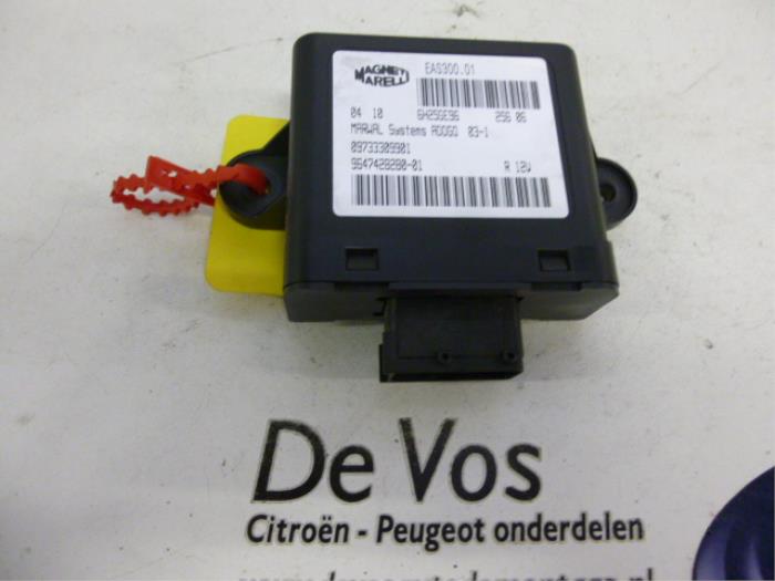 Gebruikte Computer roetfilter Peugeot 607 (9D/U) 2.2 HDiF 16V Prijs € 45,00 Margeregeling aangeboden door De Vos Onderdelen