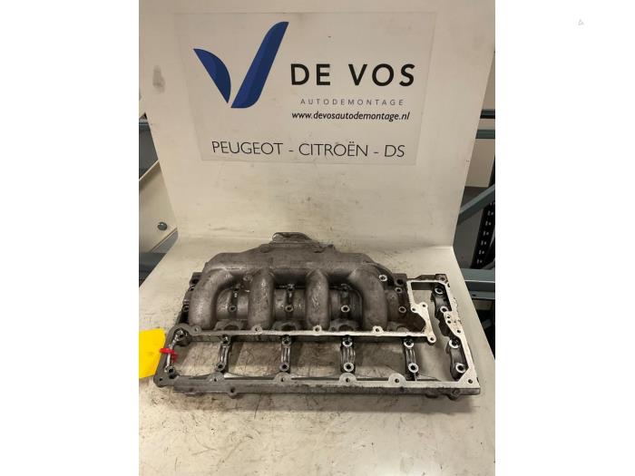 Gebruikte Spruitstuk Inlaat Peugeot 807 Prijs € 70,00 Margeregeling aangeboden door De Vos Onderdelen