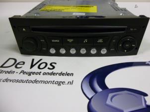 Gebruikte Radio CD Speler Citroen DS3 (SA) 1.6 VTi 120 16V Prijs € 50,00 Margeregeling aangeboden door De Vos Autodemontagebedrijf