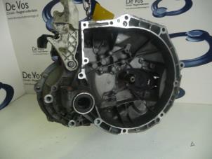 Gebruikte Versnellingsbak Peugeot 207/207+ (WA/WC/WM) 1.4 16V Vti Prijs € 350,00 Margeregeling aangeboden door De Vos Onderdelen