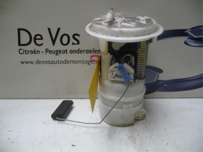 Gebruikte Tank element Pomp Citroen C3 (SC) 1.4 16V VTi Prijs € 90,00 Margeregeling aangeboden door De Vos Onderdelen