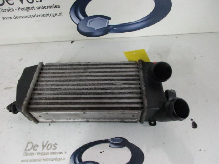 Gebruikte Intercooler Citroen C3 (FC/FL/FT) 1.4 HDi 16V Prijs € 55,00 Margeregeling aangeboden door De Vos Onderdelen