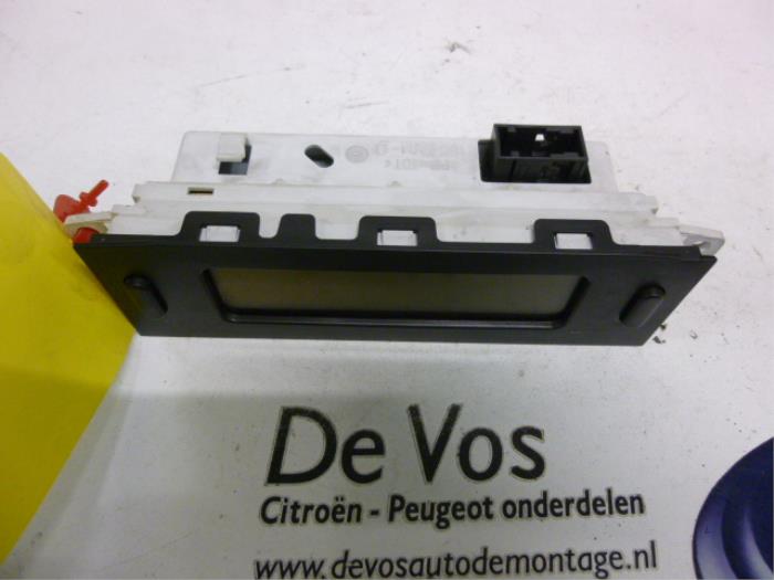 Gebruikte Display Interieur Citroen C8 (EA/EB) 2.2 16V Prijs € 70,00 Margeregeling aangeboden door De Vos Onderdelen