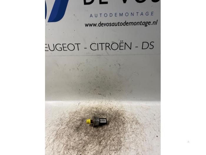 Gebruikte Druksensor Peugeot 407 (6D) 2.0 HDiF 16V Prijs € 70,00 Margeregeling aangeboden door De Vos Onderdelen
