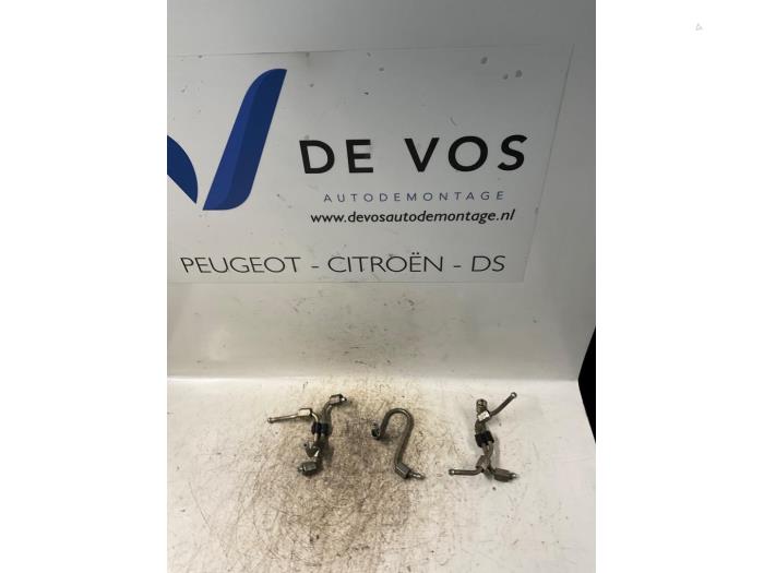 Gebruikte Brandstofleiding Citroen Picasso Prijs € 35,00 Margeregeling aangeboden door De Vos Onderdelen