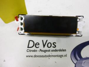 Gebruikte Display Interieur Citroen C3 Picasso (SH) 1.6 HDi 16V 90 Prijs € 55,00 Margeregeling aangeboden door De Vos Onderdelen