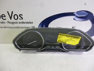 Gebruikte Tellerklok Peugeot 2008 (CU) 1.2 Vti 12V PureTech 82 Prijs € 135,00 Margeregeling aangeboden door De Vos Onderdelen