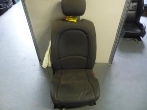 Gebruikte Voorstoel rechts Citroen C6 (TD) 2.7 HDiF V6 24V Prijs € 350,00 Margeregeling aangeboden door De Vos Autodemontagebedrijf