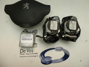 Gebruikte Module + Airbag Set Peugeot Expert (G9) 1.6 HDi 90 Prijs € 450,00 Margeregeling aangeboden door De Vos Autodemontagebedrijf