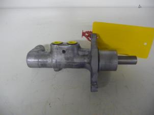 Gebruikte Hoofdremcilinder Peugeot Expert (G9) 1.6 HDi 90 Prijs € 70,00 Margeregeling aangeboden door De Vos Onderdelen