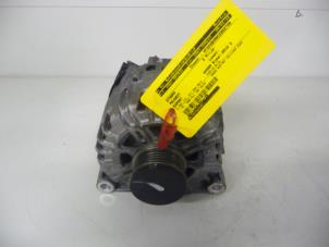 Gebruikte Dynamo Peugeot Expert (G9) 1.6 HDi 90 Prijs € 100,00 Margeregeling aangeboden door De Vos Onderdelen