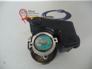 Gebruikte Pomp Servo Peugeot 206 (2A/C/H/J/S) 1.9 D Prijs € 80,00 Margeregeling aangeboden door De Vos Onderdelen