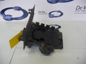 Gebruikte Accubak Citroen C5 II Berline (RC) 1.6 HDiF 16V Prijs € 20,00 Margeregeling aangeboden door De Vos Onderdelen