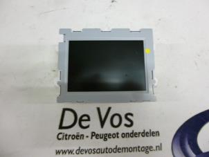 Gebruikte Display Interieur Peugeot 3008 I (0U/HU) 1.6 HDiF 16V Prijs € 90,00 Margeregeling aangeboden door De Vos Autodemontagebedrijf