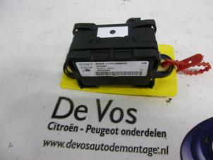 Gebruikte Stabilisatie Regel Sensor Peugeot 4007 (VU/VV) 2.2 HDiF 16V Prijs € 100,00 Margeregeling aangeboden door De Vos Autodemontagebedrijf