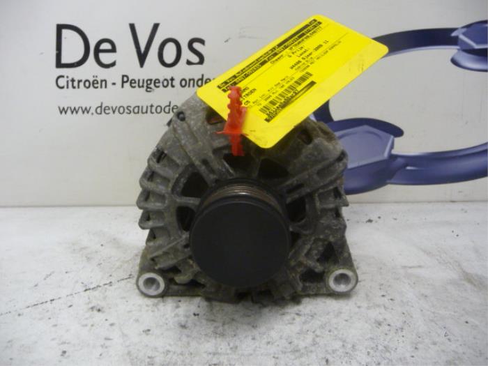 Gebruikte Dynamo Citroen C5 Prijs € 70,00 Margeregeling aangeboden door De Vos Onderdelen