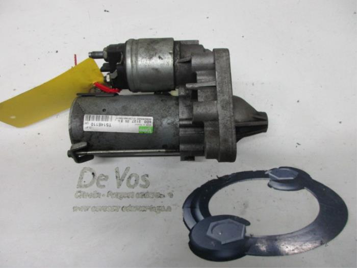 Gebruikte Startmotor Peugeot Partner (GC/GF/GG/GJ/GK) 1.6 HDI 90 16V Prijs € 55,00 Margeregeling aangeboden door De Vos Onderdelen